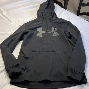 Men’s UA hoodie